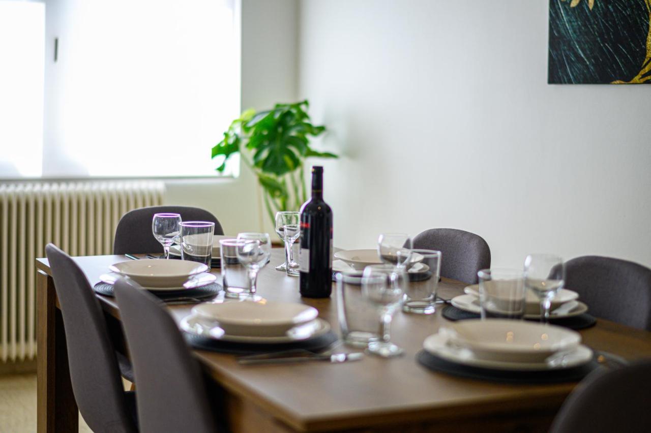 Oliva Apartment Каламата Екстериор снимка
