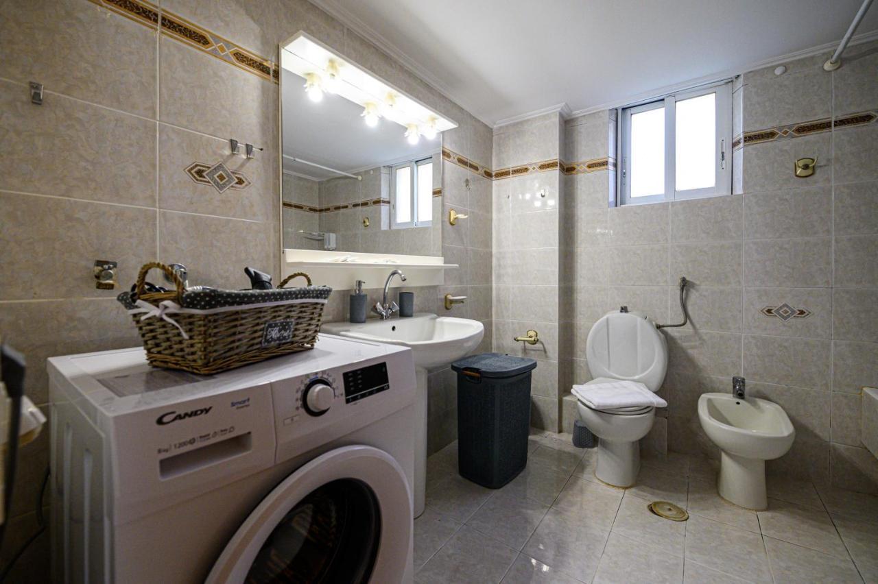 Oliva Apartment Каламата Екстериор снимка